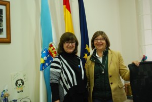 Lourdes Zuriaga (izquierda) y Rosa Quintana (derecha) tras el encuentro