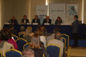 Mesa redonda con responsables de organizaciones agrarias, cooperativas y JCCM.